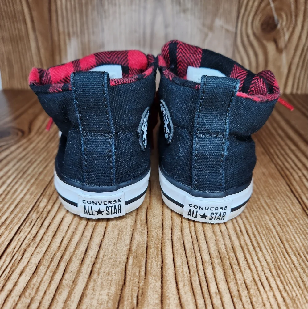 Children’s Converse‎ All Star Flannel Lined Size 5